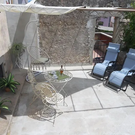 Palazzo Sare Apartment *