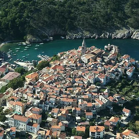 Apartment Palazzo Sare Vrbnik (Primorje-Gorski Kotar)